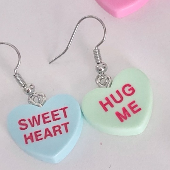 New Conversation Hearts Dangle Drop Earrings Fun Party Gift Mismatched Love Word - Picture 7 of 7